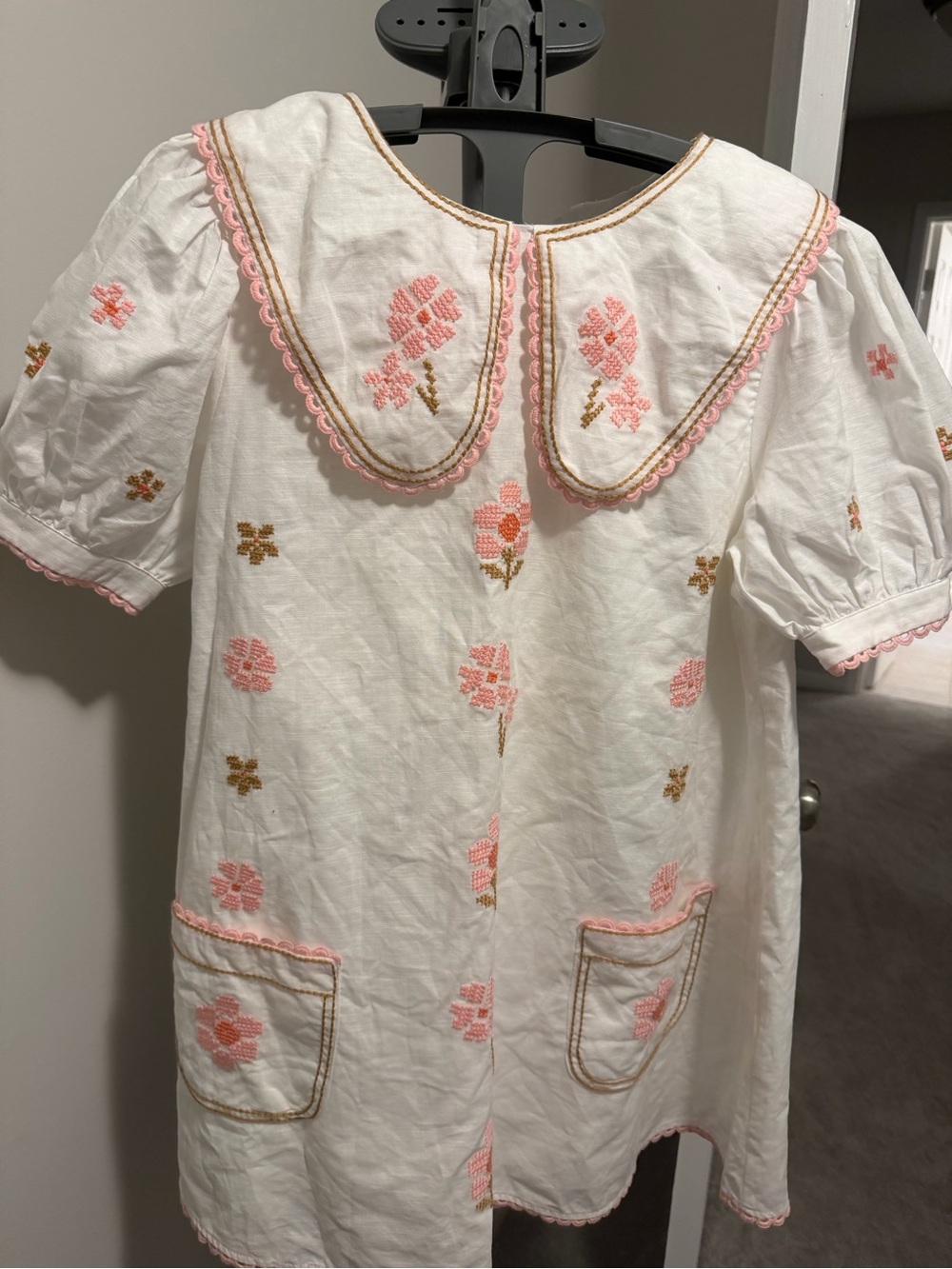 Womans dress with Pink Floral Embroidery - - Picture 2 of 3